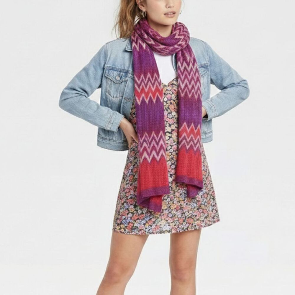 Collectioneighteen 90s Y2K Crochet Scarf Chevron Metallic Red Purple Silver